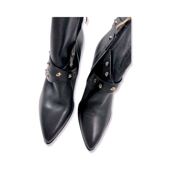 NWOT Nicole Miller Women's Black Leather Pointed Toe Side Zipper Ankle Bootie - Picture 2 of 8